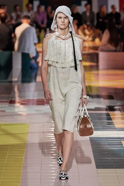 Look 31